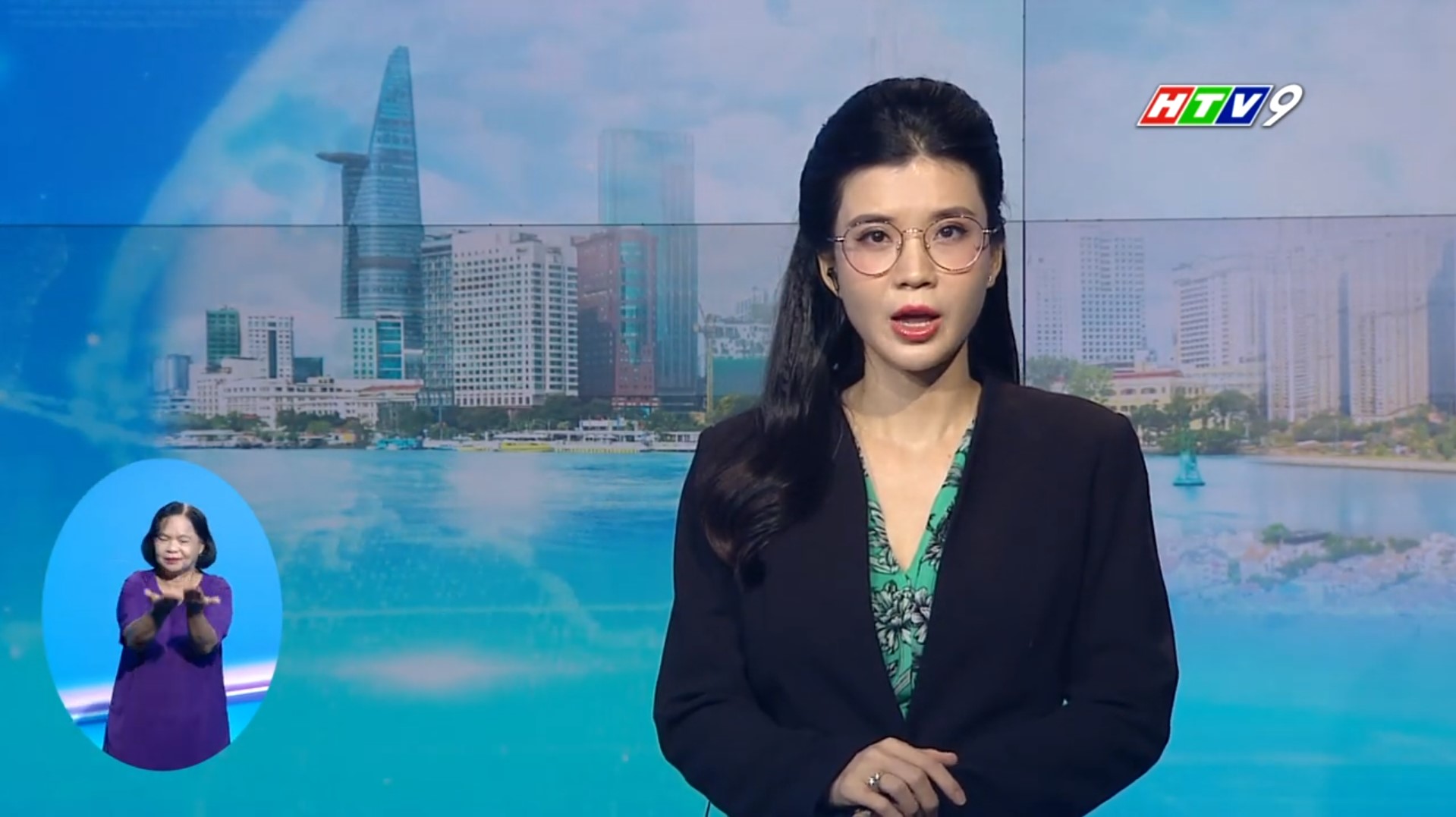 HTV 9 đưa tin Hội Nghị Khoa học Đào tạo liên tục & Triển lãm Nha khoa lần thứ VIII