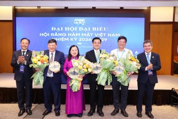 TS.BSCKII LÊ TRUNG CHÁNH - GIÁM ĐỐC BỆNH VIỆN RĂNG HÀM MẶT TRUNG ƯƠNG TP. HỒ CHÍ MINH ĐẮC CỬ CHỦ TỊCH  HỘI RĂNG HÀM MẶT VIỆT NAM (VOSA) NHIỆM KỲ 2026 - 2029