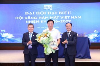 TS.BSCKII LÊ TRUNG CHÁNH - GIÁM ĐỐC BỆNH VIỆN RĂNG HÀM MẶT TRUNG ƯƠNG TP. HỒ CHÍ MINH ĐẮC CỬ CHỦ TỊCH  HỘI RĂNG HÀM MẶT VIỆT NAM (VOSA) NHIỆM KỲ 2026 - 2029
